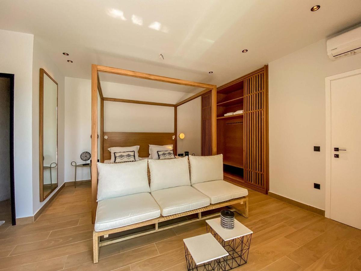 Villa Lydia I Superb Views, Two Pools, Next To The City Kíssamos Exterior foto